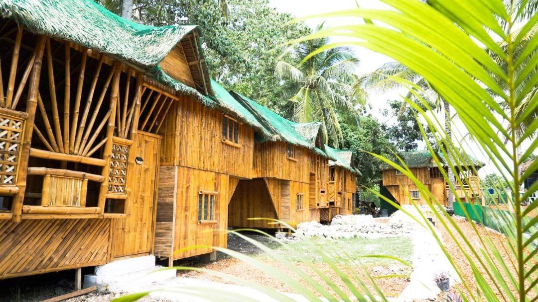 Nirvana Bamboo&Dive resort Moalboal Exterior foto