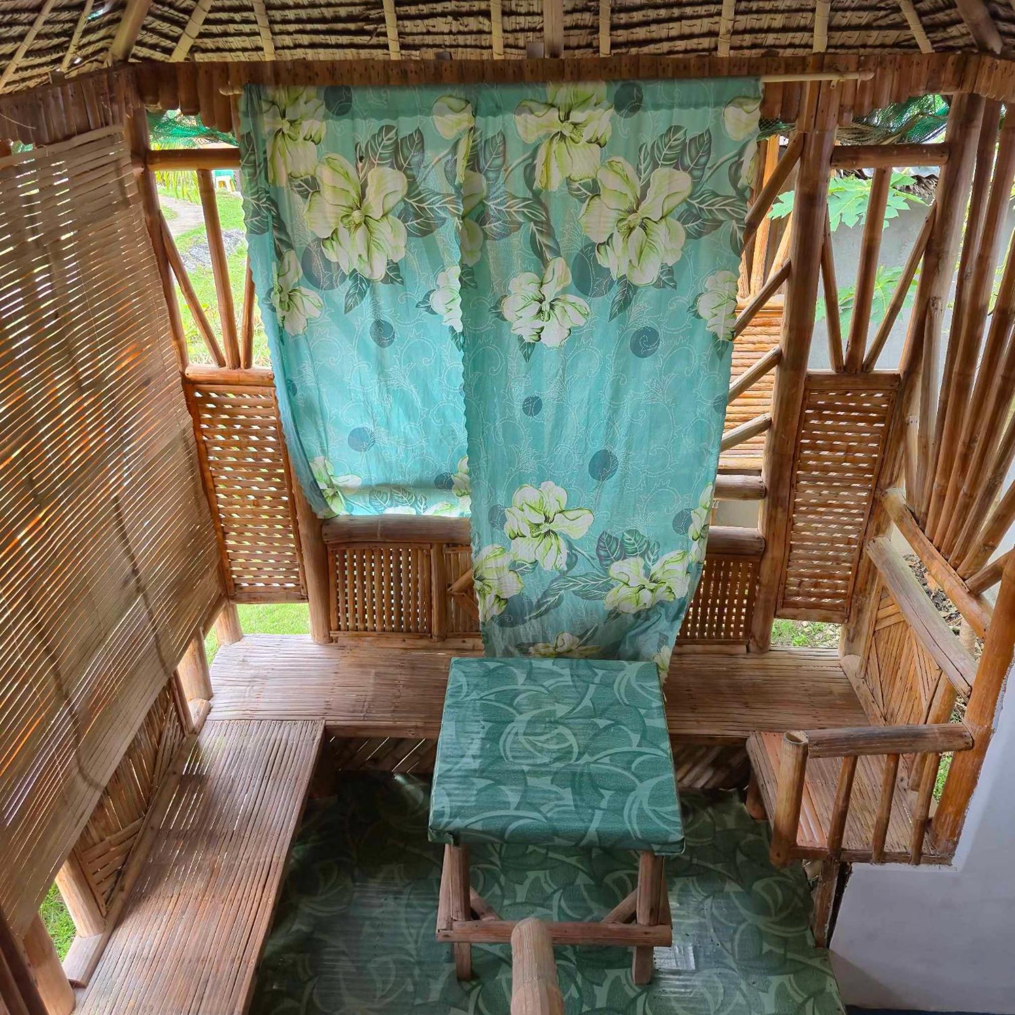 Nirvana Bamboo&Dive resort Moalboal Exterior foto