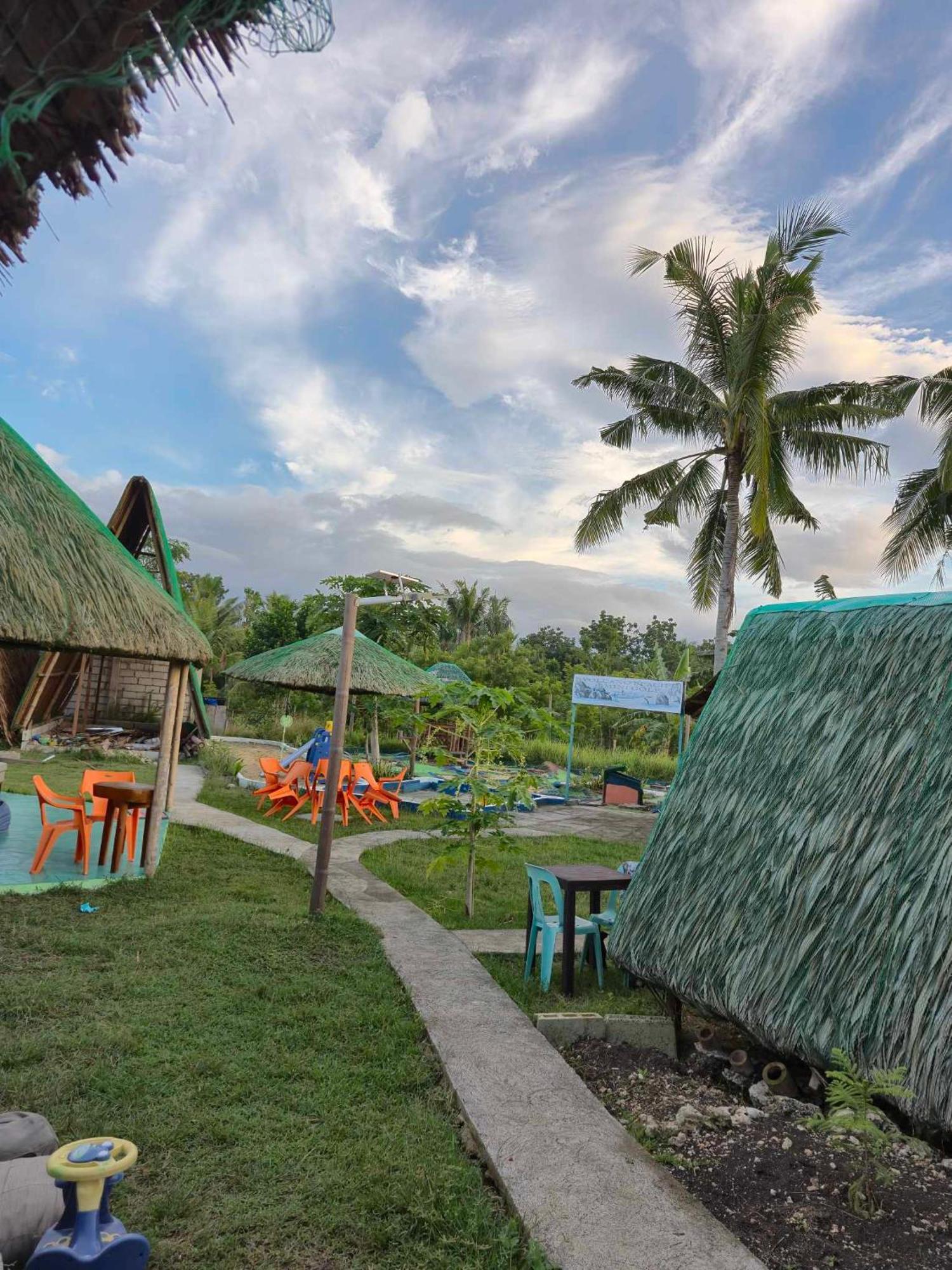 Nirvana Bamboo&Dive resort Moalboal Exterior foto